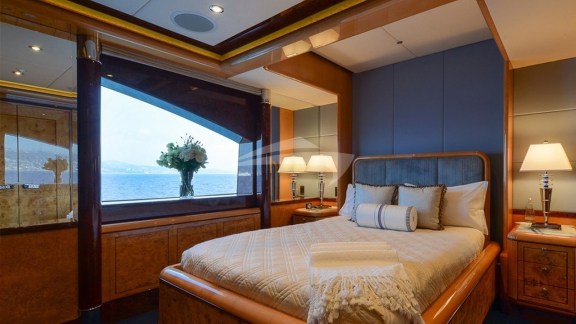 Image of LIBERTY yacht #19