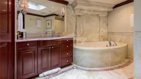 Image of CARTE BLANCHE 161 yacht #12