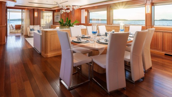 Main Deck Dining