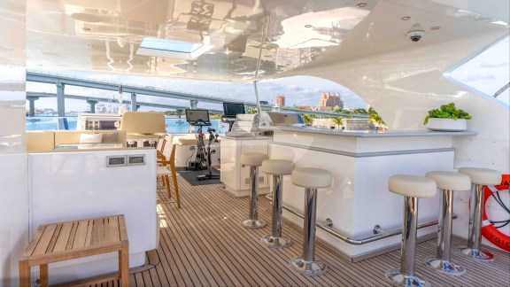 Bar and Dining Area on Sundeck