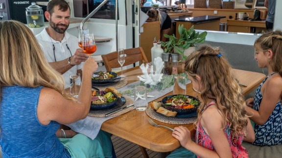 Image of BLUEWINDS yacht #14