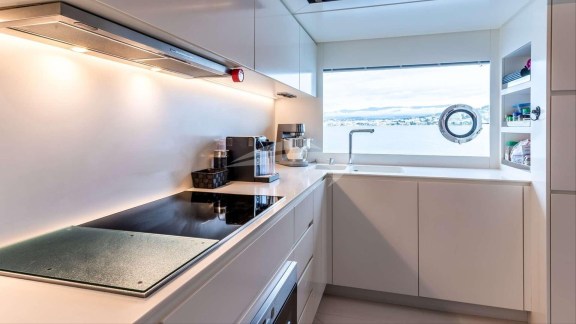 Image of LADY FIRST yacht #11