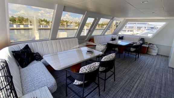 Main Deck Aft Lounge