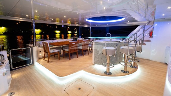 Aft Deck Bar and Dining