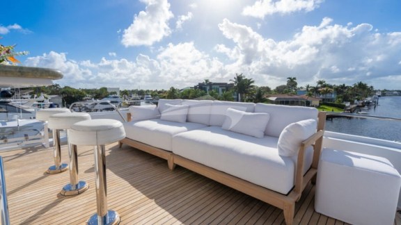 Image of CHANSON yacht #22