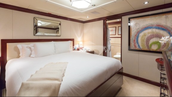 King Guest Stateroom
