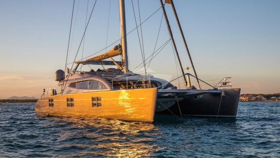 Image of CARTOUCHE yacht #17