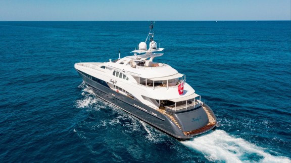 Image of LADY L yacht #30