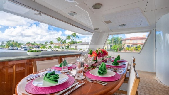 Chansen Yacht_Interiors and Exteriors_Hi Res_052
