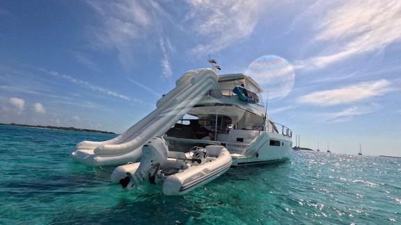 Image of SOUTHERN SKY yacht #11