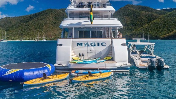 Beach platform with toys