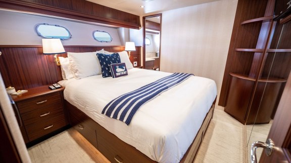 Image of TRANQUILITY yacht #18