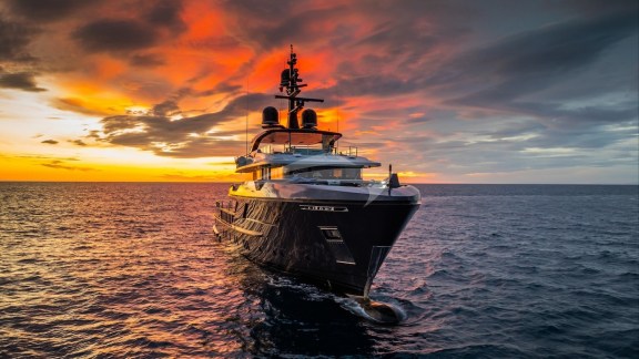 Image of M yacht #12