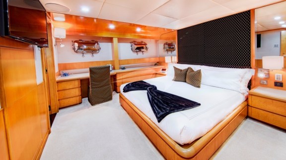 Image of ISLAND HEIRESS yacht #11