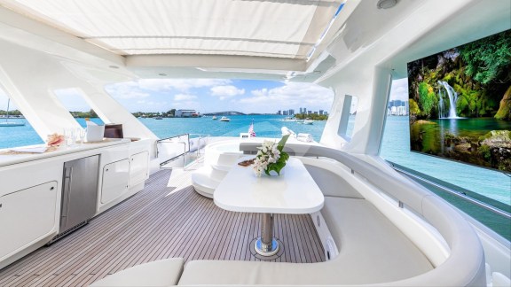 Flybridge Dining and Kitchen