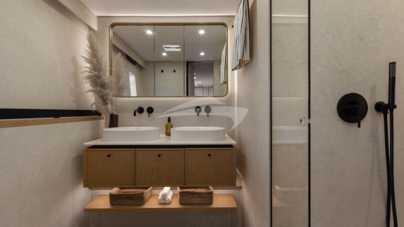 The_Idler_Sunreef_Eco_80_020