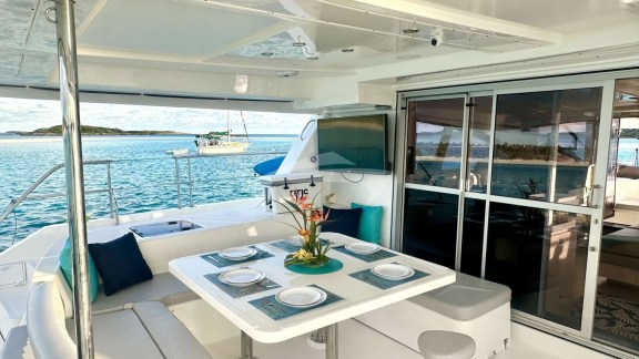 Image of SOUTHERN SKY yacht #3