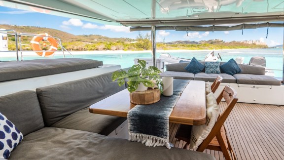 Image of BLUEWINDS yacht #5