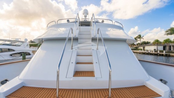 Image of CHANSON yacht #23