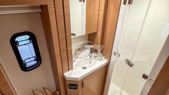 Image of M LEGACY yacht #11