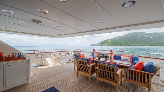 SUR LA MER - Main Deck Aft