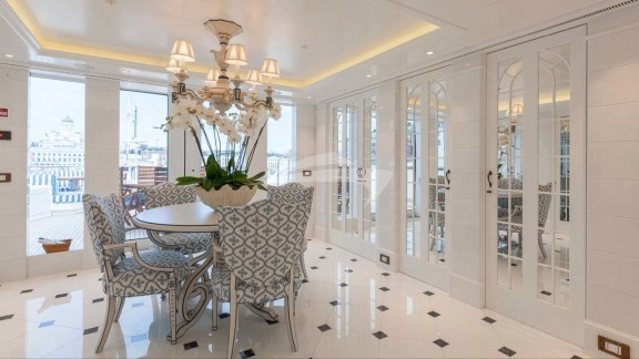 Image of LADY KATHRYN V yacht #5