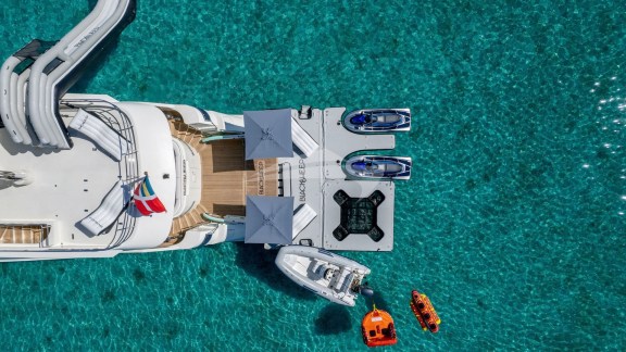 Swim Platform & Toys