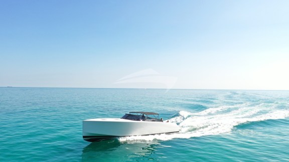 Image of VANDUTCH yacht #6