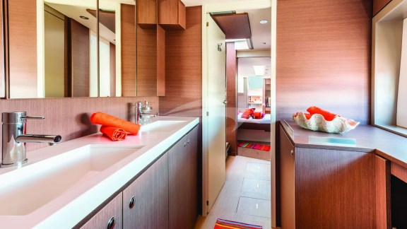 Image of KITTIWAKE yacht #8