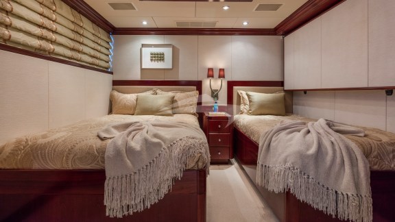 Image of CARTE BLANCHE 161 yacht #17