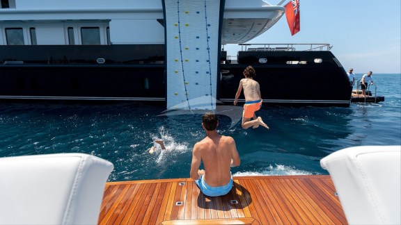 Image of TREEHOUSE yacht #26