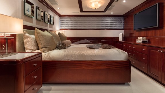 Image of CARTE BLANCHE 161 yacht #16