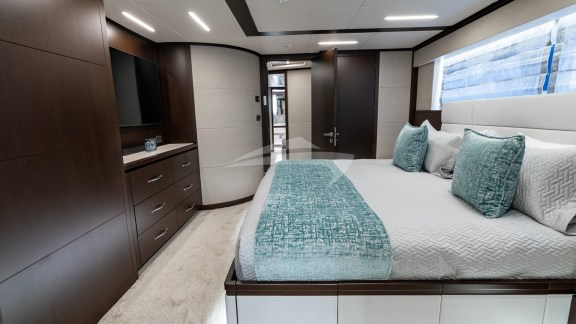 Guest King Stateroom #3