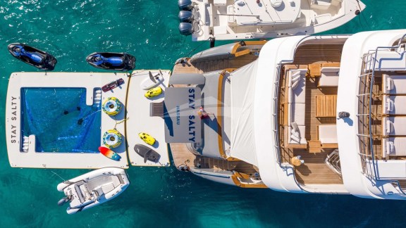 Image of STAY SALTY yacht #30