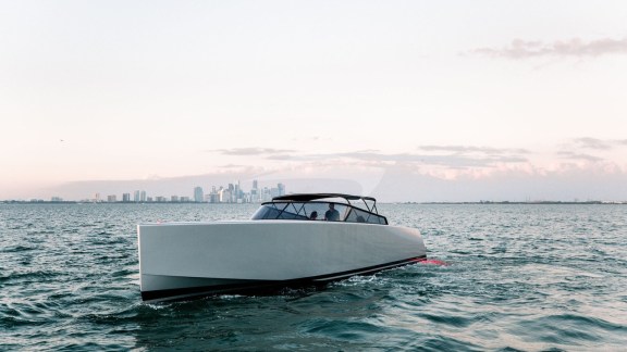 Image of VANDUTCH yacht #3