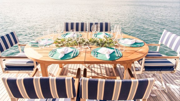 Deck dining