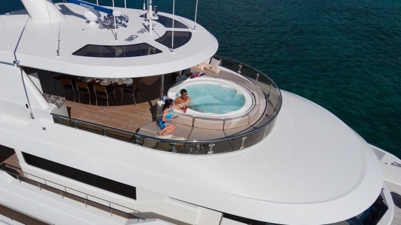 Sundeck and Jacuzzi