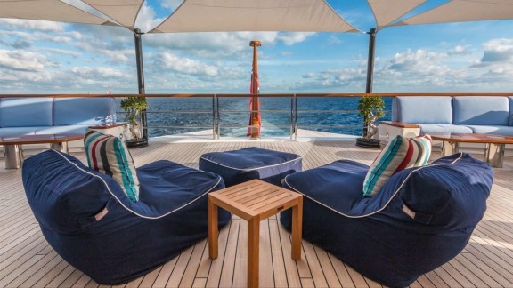 Aft Mid Deck