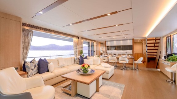 Image of AQUA LIFE yacht #9