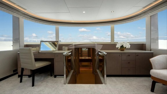 Image of 50 FIFTY yacht #10