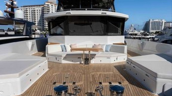 Foredeck Seating