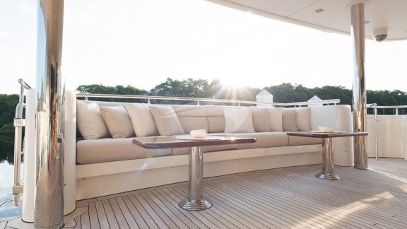 Aft Deck Seating