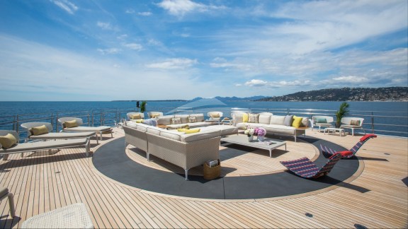 Deck Seating and Loungers