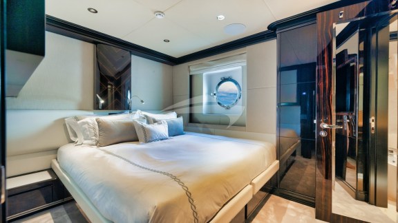 Image of PERSISTENCE yacht #21