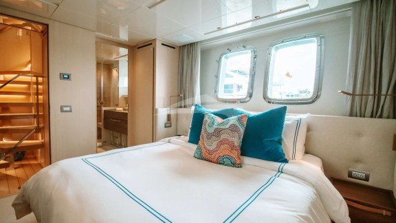 Image of FIFTY SHADES yacht #5