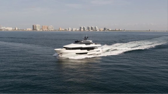 Image of 50 FIFTY yacht #9
