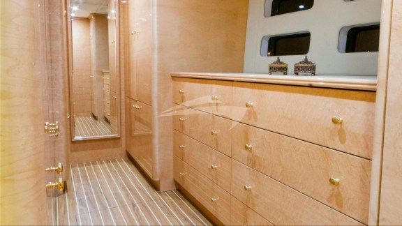 bgyb_charter_catamaran_sunreef82_houbara_19