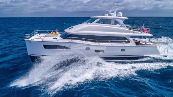 Image of MUCHO GUSTO yacht #25