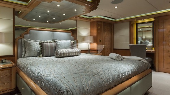 Image of LIBERTY yacht #10