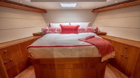 LOWER DECK VIP STATEROOM